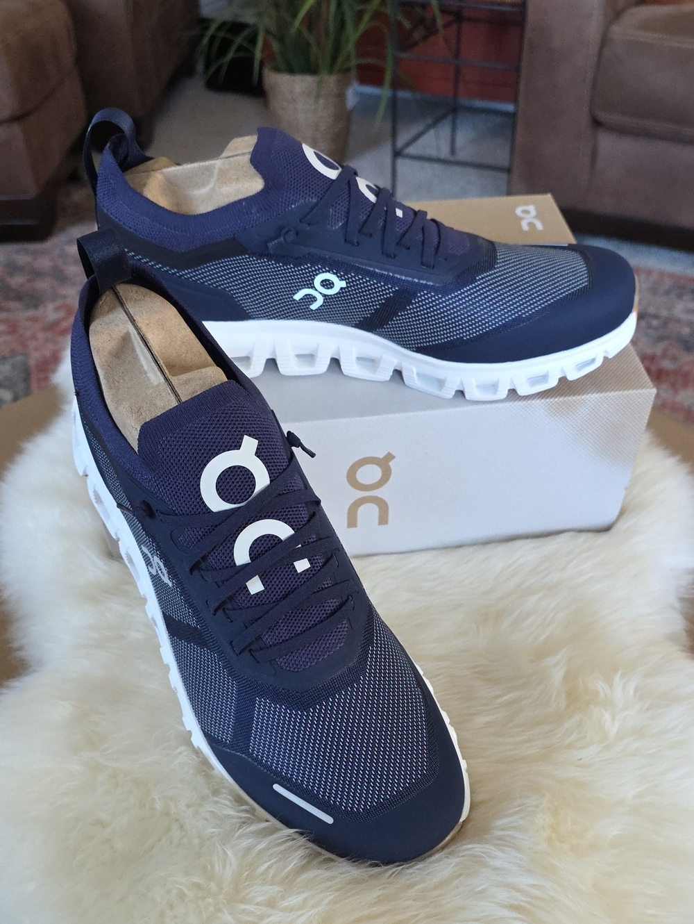 Gorgeous NWT IOB Men's Size 10.5 Blue Cloud 6 Versa ON Running Shoes 💙🏃♂️👟🎁